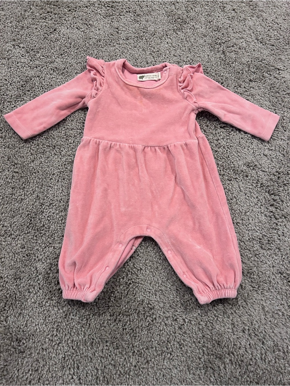 Ruffle-Shoulder Velour Baby One-Piece Bodysuit in Pink